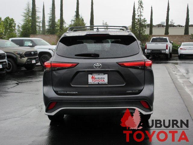 2023 toyota highlander xse