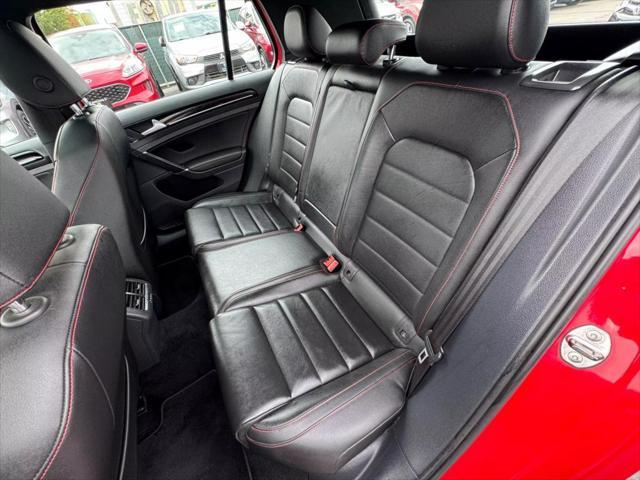 2016 volkswagen golf gti 2.0t se 4-door
