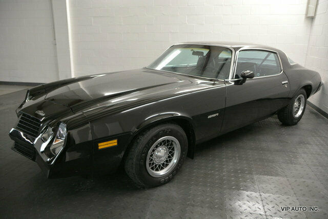chevrolet camaro black with 43,679 miles, for sale!