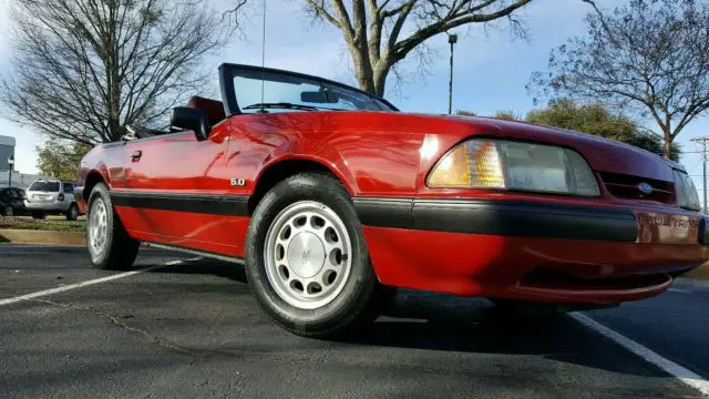 1989 Ford Mustang lx convertible 2-door