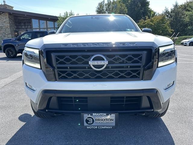 2023 nissan frontier sv