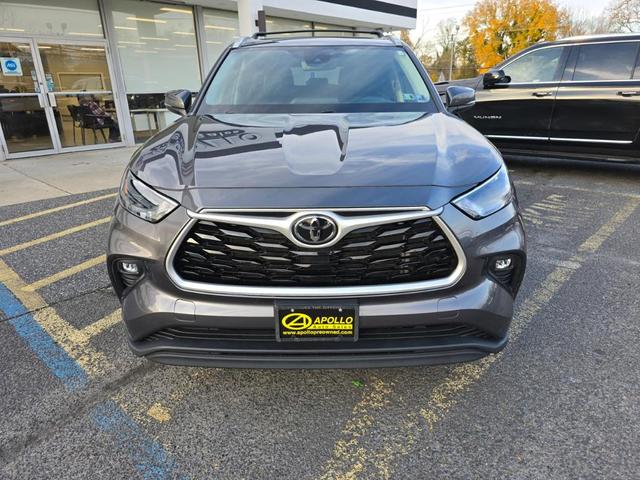 2022 toyota highlander xle