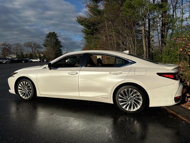 2020 lexus es 300h luxury