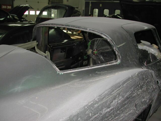 corvette 1967 coupe 327 300 hp . automatic full option