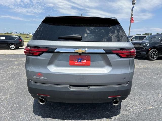 2023 chevrolet traverse lt leather