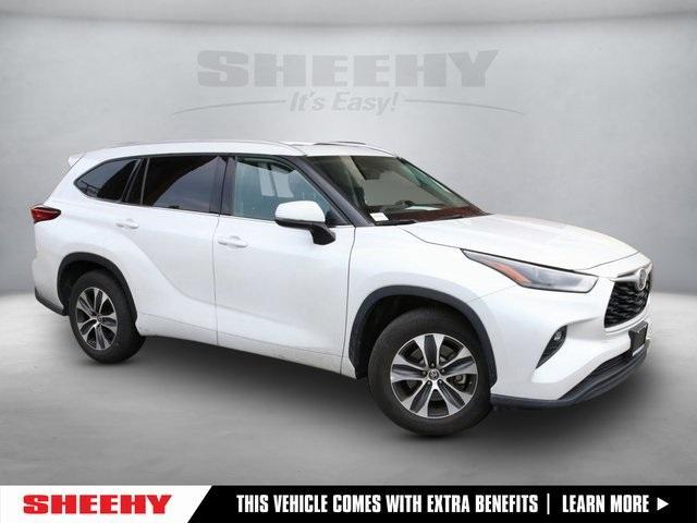 2022 toyota highlander xle