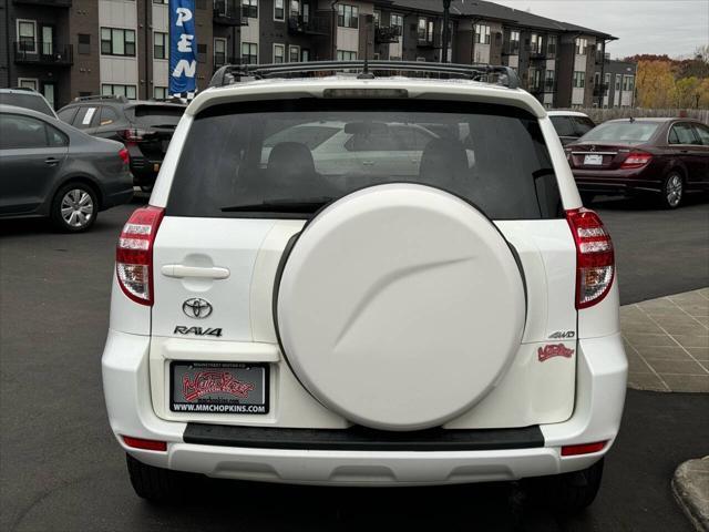 2011 toyota rav4 base