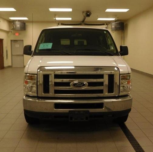 2011 ford e-series wagon e-350 sd xl e-350 sd xl 3dr passenger van for sale in jolly acres, south dakota
