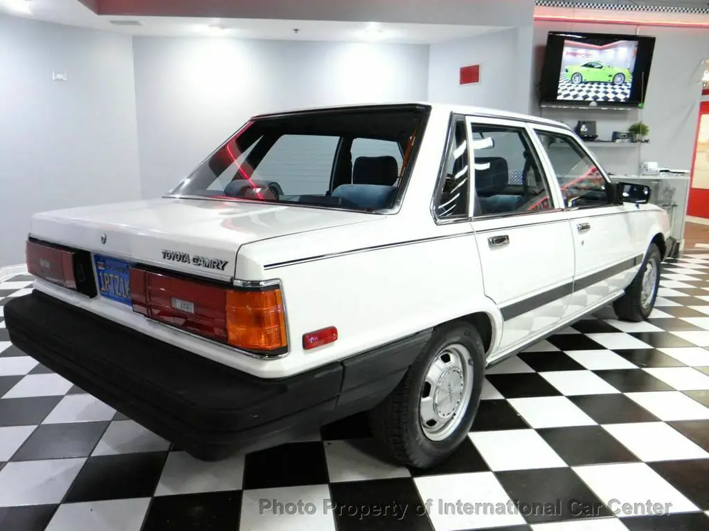 86 toyota camry 1 grandma owned car clean california survivor like new interior!
