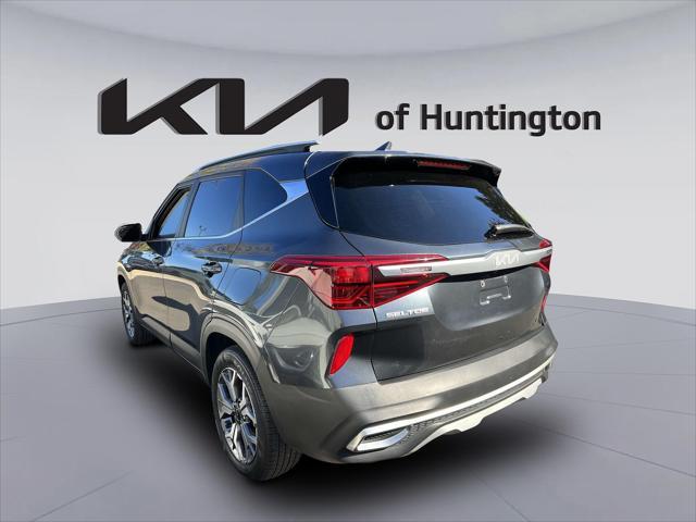 2022 kia seltos ex