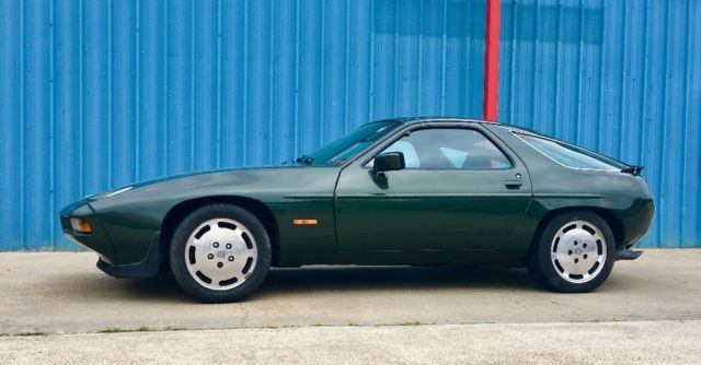 no reserve!- porsche 928 -300hp euro s 5 speed