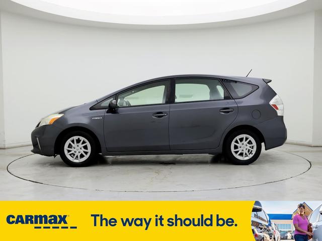 2014 toyota prius v two
