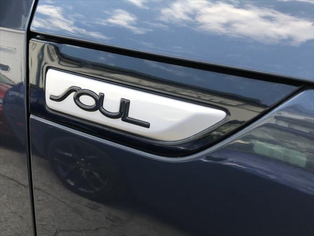 2016 kia soul !