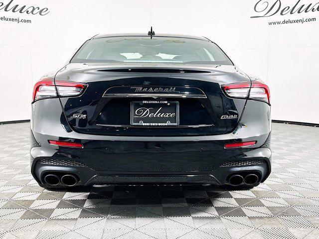 2021 maserati ghibli s q4