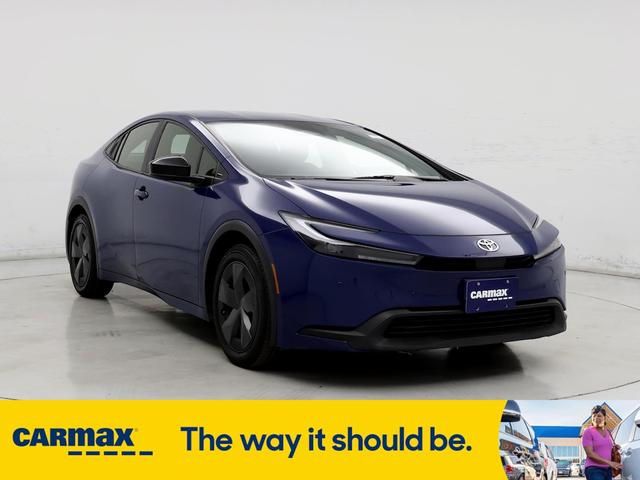 2023 toyota prius le