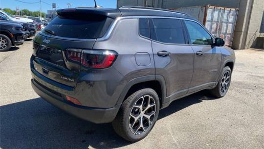 2024 Jeep Compass