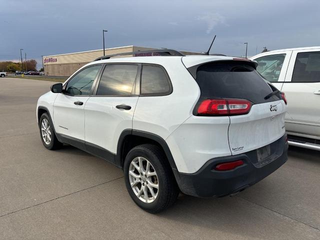 2017 jeep cherokee sport