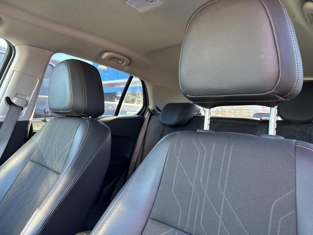 2022 chevrolet trax lt