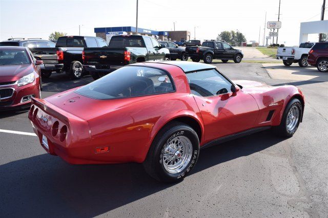 1982 chevrolet corvette 27000 miles red
