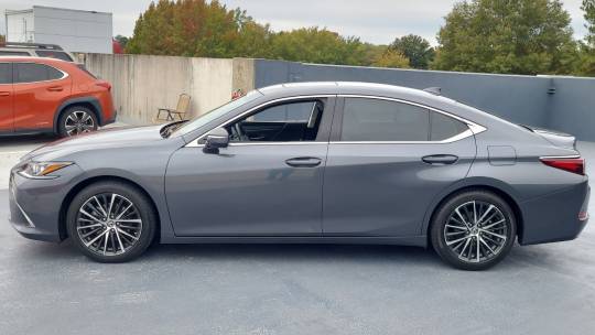 2022 Lexus ES