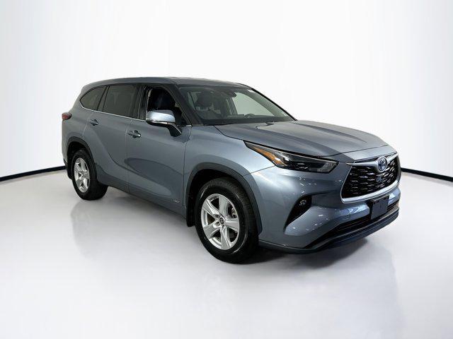 2022 toyota highlander hybrid le