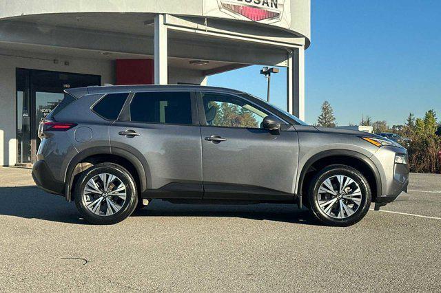 2022 nissan rogue sv