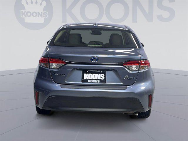 2023 toyota corolla hybrid le