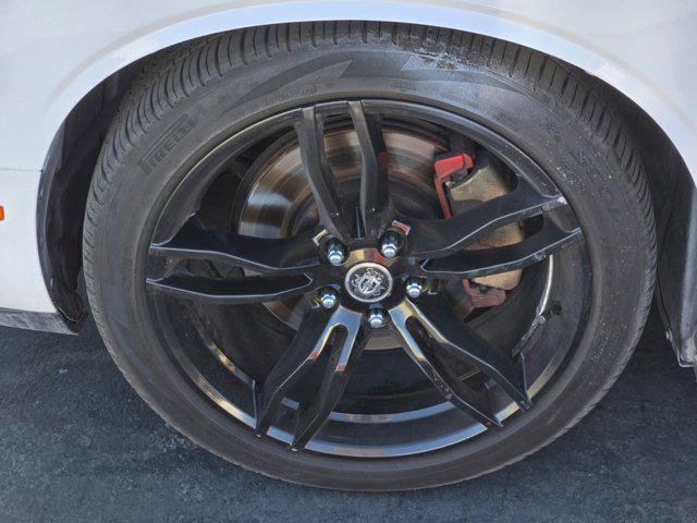 2015 dodge challenger r/t plus