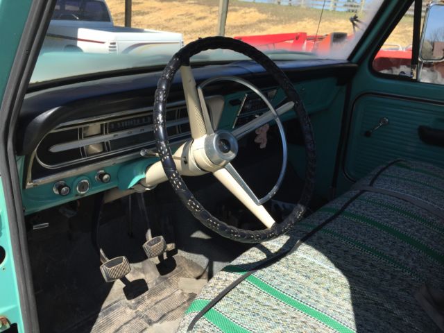 super solid 1968 f-100 short bed perfect patina and color true head turner