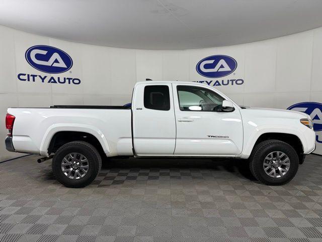 2016 toyota tacoma sr5