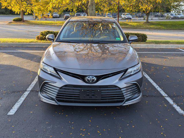 2023 toyota camry le