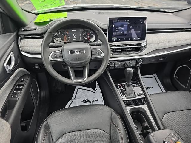 2023 jeep compass latitude lux