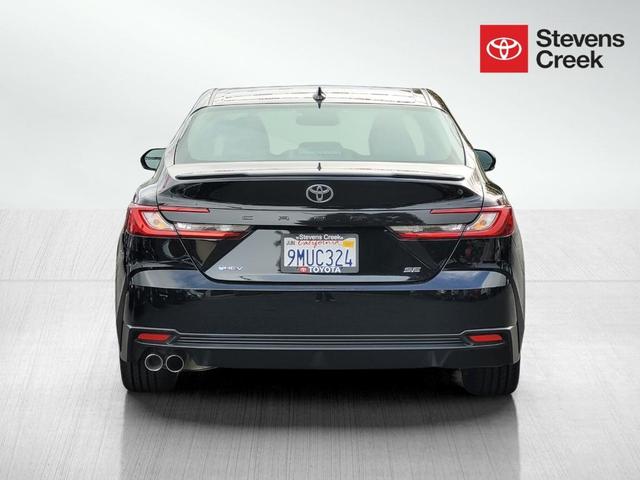 2025 toyota camry se