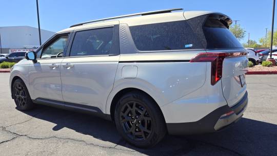 2025 Kia Carnival