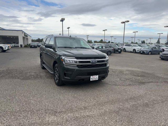 2023 ford expedition xlt
