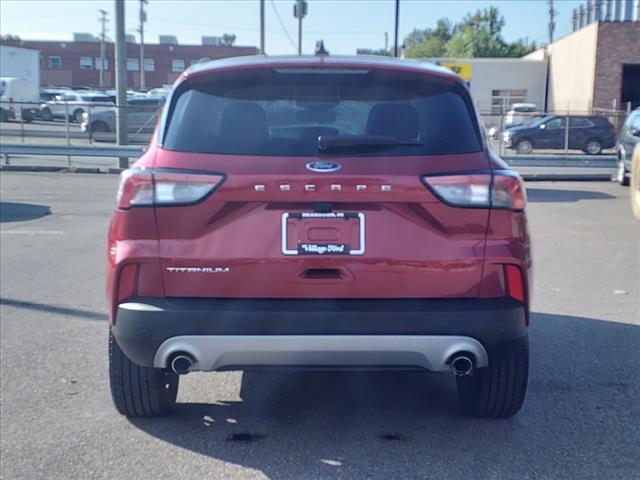 2022 ford escape titanium