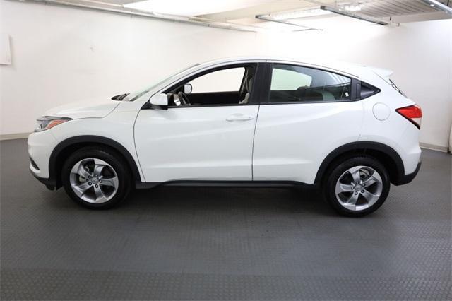 2022 honda hr-v lx