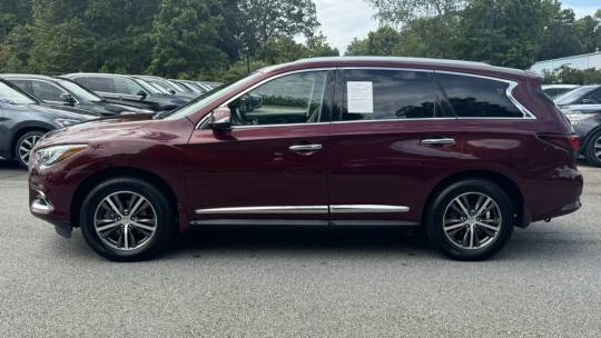 2019 Infiniti QX60 essentials package