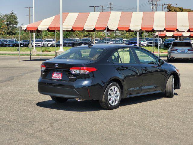 2024 toyota corolla hybrid le