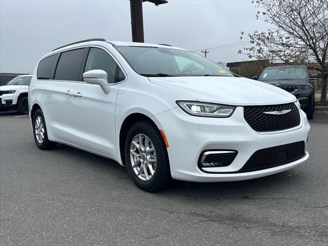 2022 chrysler pacifica touring l