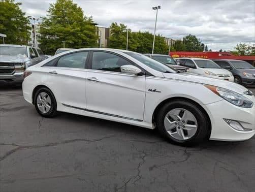 2012 hyundai sonata hybrid in secaucus, new jersey