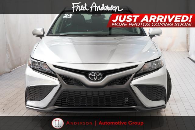 2024 toyota camry se