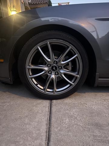2013 ford mustang v6 premium