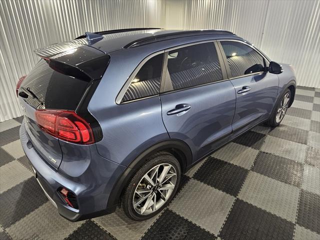 2022 kia niro touring se