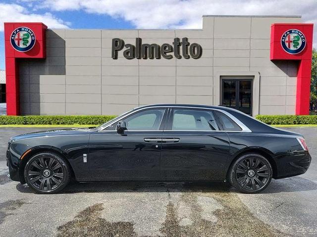 2021 rolls-royce ghost