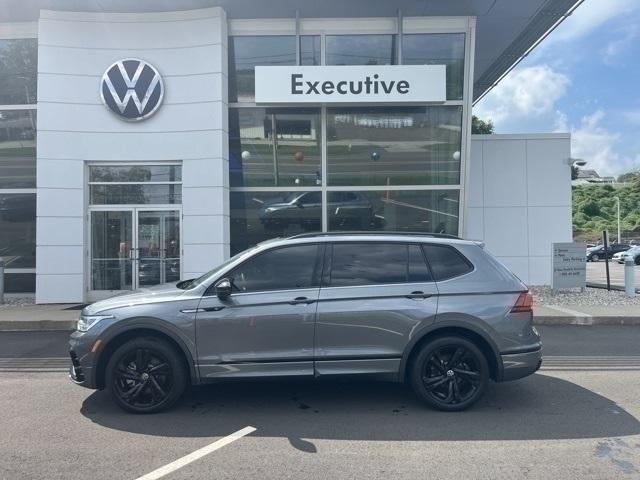 2023 volkswagen tiguan 2.0t se r-line black