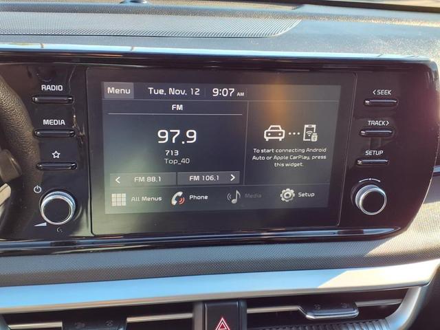 2022 kia k5 lx