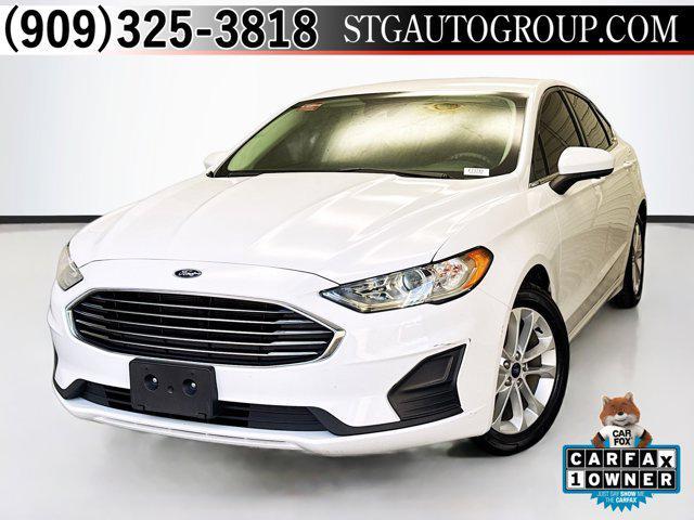 2020 ford fusion hybrid se