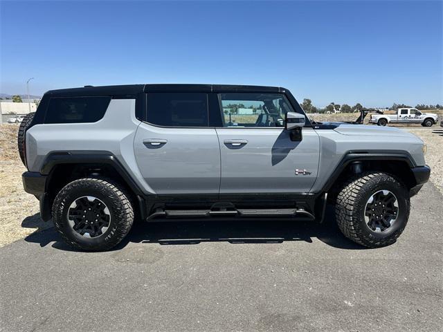 2024 gmc hummer ev suv 3x