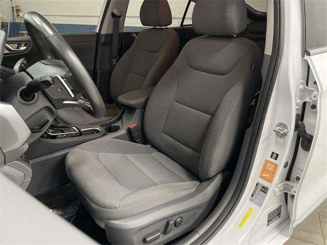 2022 hyundai ioniq plug-in hybrid sel
